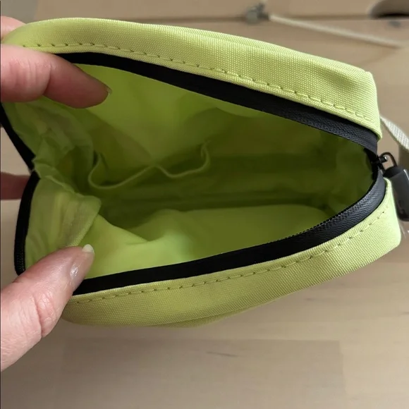 Saje Peppermint Halo, Lavender, lotion, & Peppermint Twist bundle - Picture 7 of 7